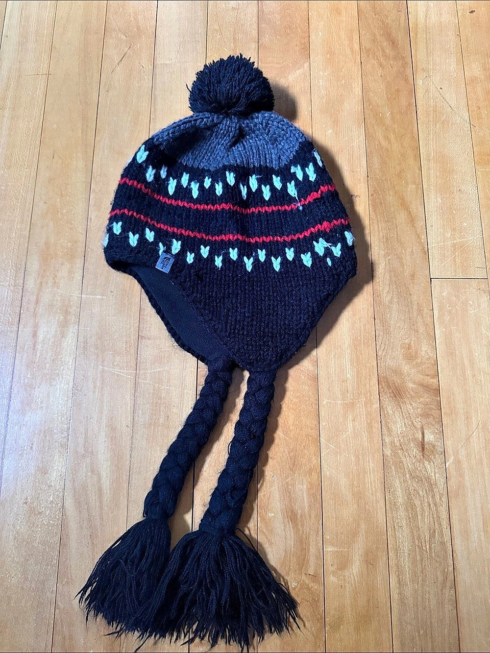 The North Face Kids Knit Pom-Pom Hat Black & Red alpine design youth OS